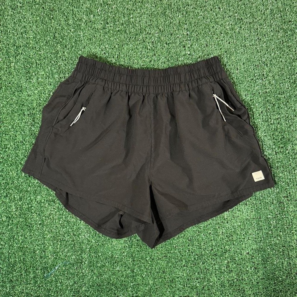Vuori Vibe Elevation Shorts Black Women Medium VW367 Activewear Running